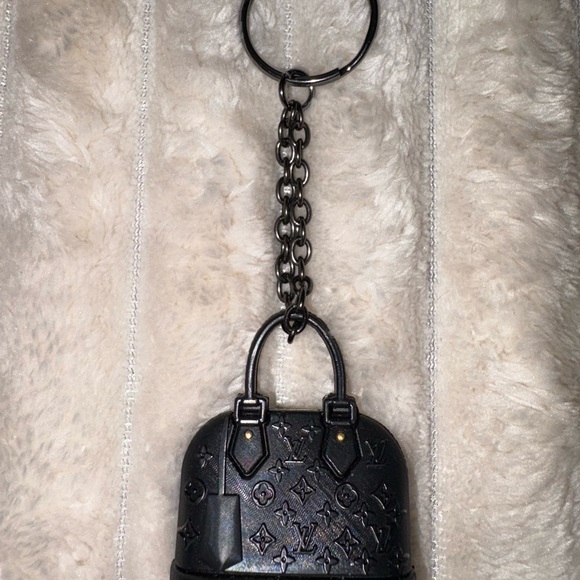 Fashion Black Monogram Keychain - Picture 1 of 1